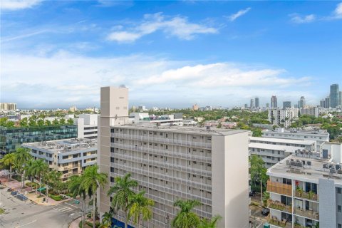 Condominio en venta en Miami Beach, Florida, 1 dormitorio, 66.7 m2 № 1310528 - foto 24