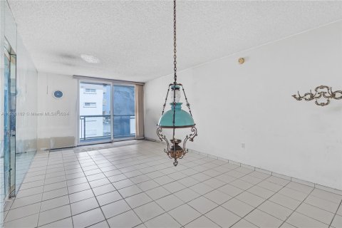 Copropriété à vendre à Miami Beach, Floride: 1 chambre, 66.7 m2 № 1310528 - photo 6