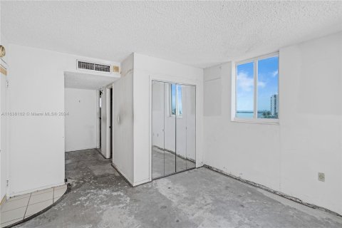 Condominio en venta en Miami Beach, Florida, 1 dormitorio, 66.7 m2 № 1310528 - foto 10