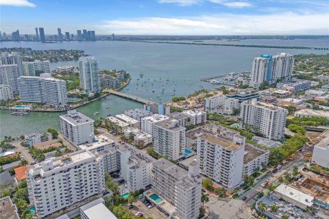 Condominio en venta en Miami Beach, Florida, 1 dormitorio, 66.7 m2 № 1310528 - foto 27