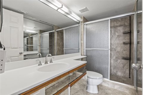 Condo in Aventura, Florida, 3 bedrooms  № 1310487 - photo 26