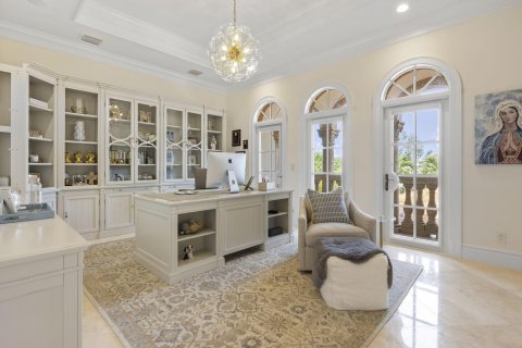 Villa ou maison à vendre à Palm Beach, Floride: 8 chambres, 874.49 m2 № 827697 - photo 17