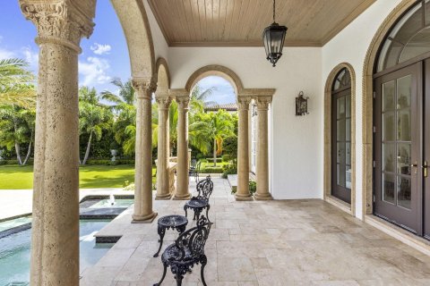 House in Palm Beach, Florida 8 bedrooms, 874.49 sq.m. № 827697 - photo 5