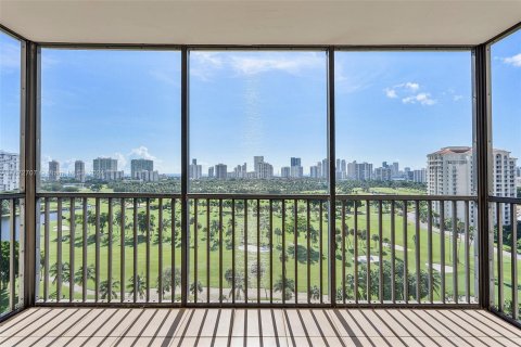 Condominio en venta en Aventura, Florida, 2 dormitorios, 107.49 m2 № 1396145 - foto 1