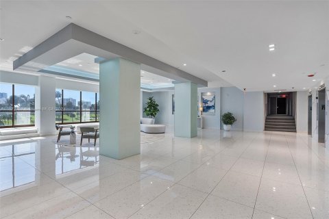 Condominio en venta en Aventura, Florida, 2 dormitorios, 107.49 m2 № 1396145 - foto 30