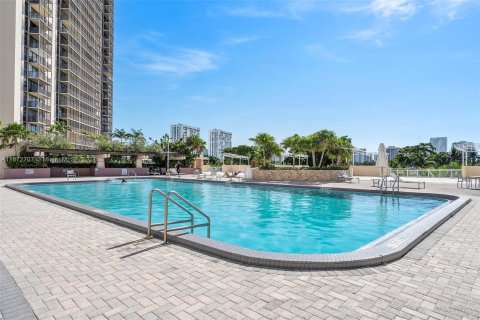 Condominio en venta en Aventura, Florida, 2 dormitorios, 107.49 m2 № 1396145 - foto 27