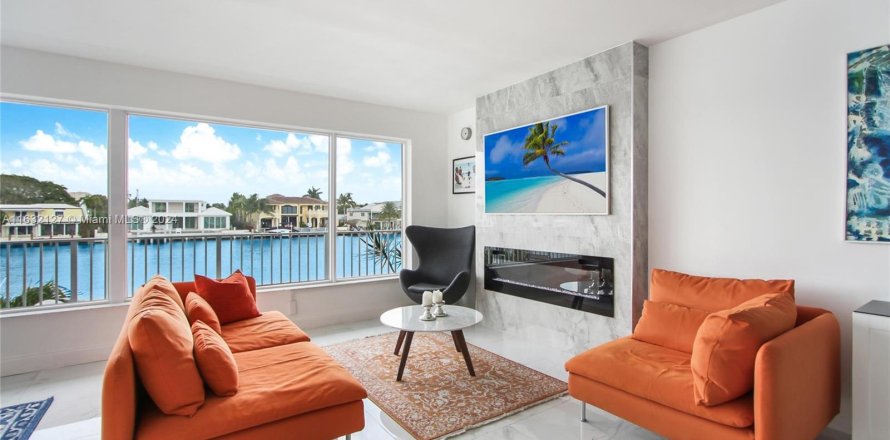 Condo in Fort Lauderdale, Florida, 2 bedrooms  № 1396101