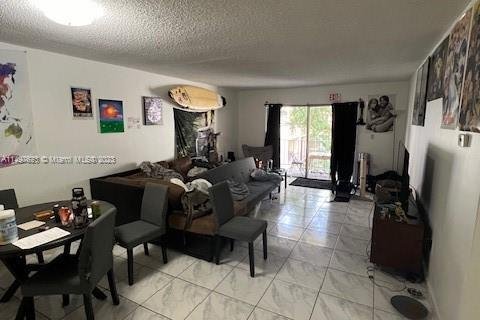 Condominio en venta en North Miami, Florida, 2 dormitorios, 97.18 m2 № 878240 - foto 21