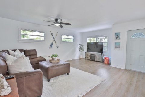 Casa en venta en Deerfield Beach, Florida, 5 dormitorios, 345.41 m2 № 714551 - foto 25