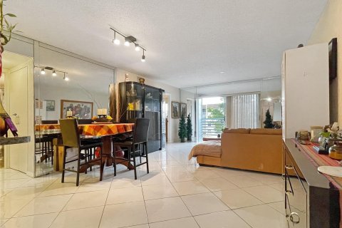 Copropriété à vendre à Sunrise, Floride: 2 chambres, 89.65 m2 № 1228802 - photo 29