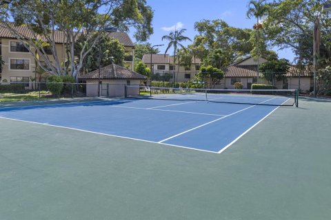 Condo in Pompano Beach, Florida, 1 bedroom  № 1227628 - photo 4