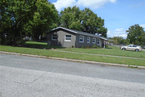 House in Orlando, Florida 3 bedrooms, 95.69 sq.m. № 1374034 - photo 29