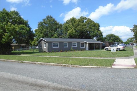 House in Orlando, Florida 3 bedrooms, 95.69 sq.m. № 1374034 - photo 28