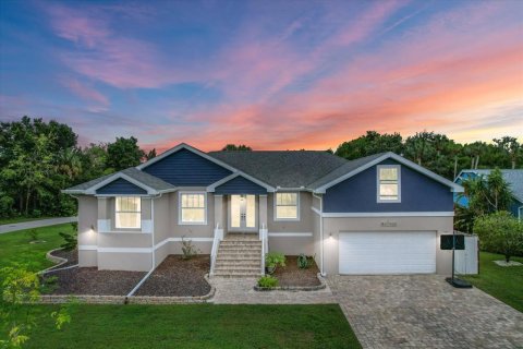 Villa ou maison à vendre à Homosassa, Floride: 4 chambres, 284.19 m2 № 1342795 - photo 4