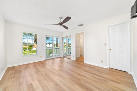 Townhouse in Jupiter, Florida 2 bedrooms, 132.94 sq.m. № 970554 - photo 16