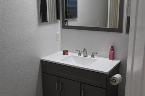 Condo in Orlando, Florida, 2 bedrooms  № 1405531 - photo 6