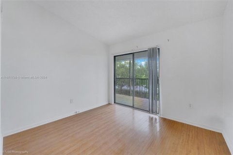 Condominio en venta en Miami, Florida, 2 dormitorios, 77.02 m2 № 1428292 - foto 7