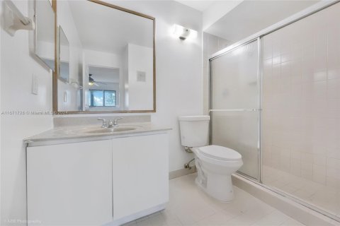 Condominio en venta en Miami, Florida, 2 dormitorios, 77.02 m2 № 1428292 - foto 9