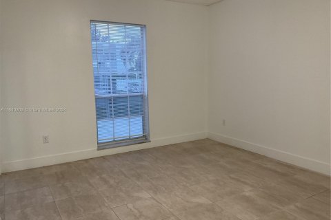 Copropriété à vendre à Pembroke Pines, Floride: 2 chambres, 102.19 m2 № 1316156 - photo 22