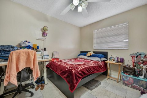 Immobilier commercial à vendre à Miami, Floride: 152.17 m2 № 1356745 - photo 16