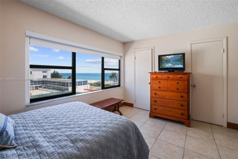 Condominio en alquiler en Miami Beach, Florida, 2 dormitorios, 141.86 m2 № 1356827 - foto 20