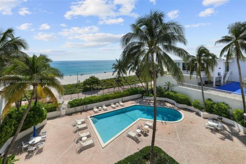 Copropriété à louer à Miami Beach, Floride: 2 chambres, 141.86 m2 № 1356827 - photo 8