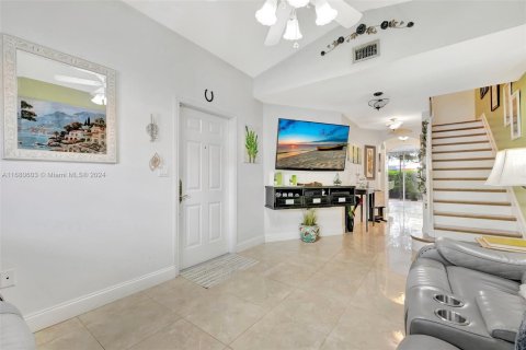 Condo in Fort Lauderdale, Florida, 3 bedrooms  № 1419845 - photo 12