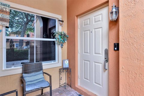 Condo in Fort Lauderdale, Florida, 3 bedrooms  № 1419845 - photo 7