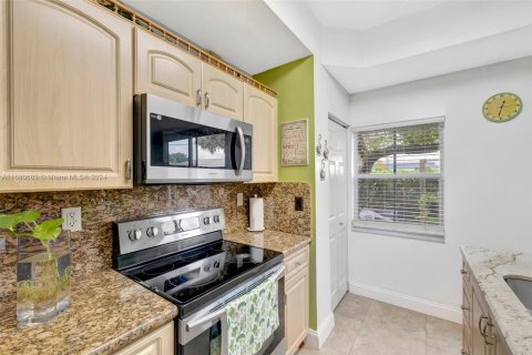 Condo in Fort Lauderdale, Florida, 3 bedrooms  № 1419845 - photo 22