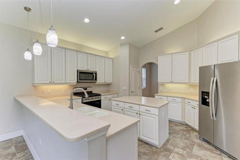 Casa en venta en Bradenton, Florida, 5 dormitorios, 265.51 m2 № 1344470 - foto 11