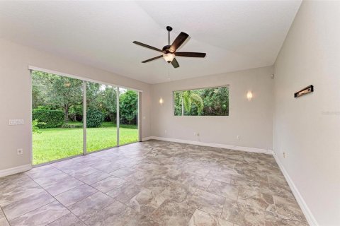 Villa ou maison à vendre à Bradenton, Floride: 5 chambres, 265.51 m2 № 1344470 - photo 3