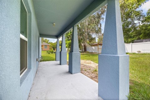 Villa ou maison à louer à Sorrento, Floride: 4 chambres, 150.22 m2 № 1350977 - photo 22