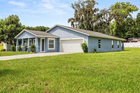 Villa ou maison à louer à Sorrento, Floride: 4 chambres, 150.22 m2 № 1350977 - photo 23