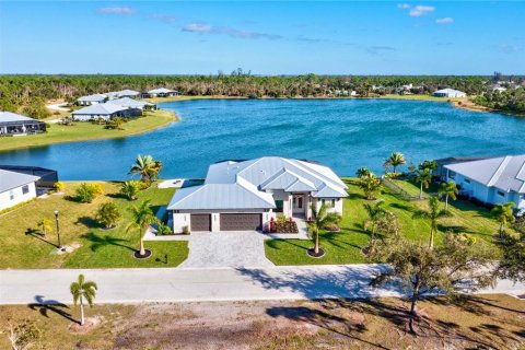 Villa ou maison à vendre à Cape Coral, Floride: 3 chambres, 258.18 m2 № 1355581 - photo 5