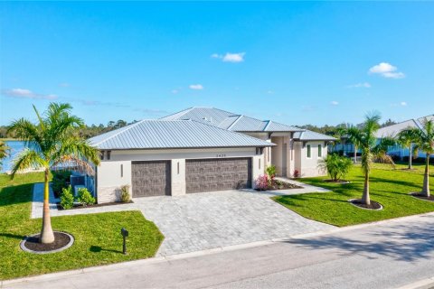 Villa ou maison à vendre à Cape Coral, Floride: 3 chambres, 258.18 m2 № 1355581 - photo 4