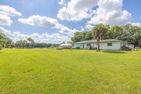 House in Naples, Florida 3 bedrooms, 129.69 sq.m. № 1311667 - photo 2