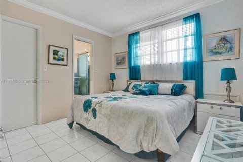 Купить кондоминиум в Майами, Флорида 2 спальни, 89.19м2, № 804237 - фото 12