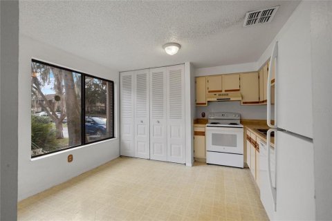 Condominio en venta en Orlando, Florida, 2 dormitorios, 109.72 m2 № 890906 - foto 4