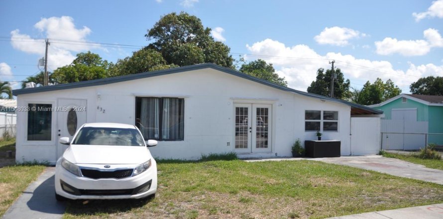 Villa ou maison à Hialeah, Floride 3 chambres, 182.27 m2 № 1332399