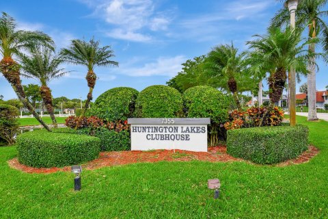 Condo in Delray Beach, Florida, 2 bedrooms  № 1228766 - photo 21