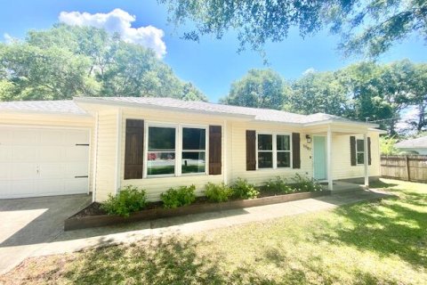 Villa ou maison à louer à Crestview, Floride: 3 chambres, 115.11 m2 № 590143 - photo 2