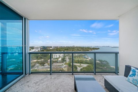 Condo in Miami, Florida, 2 bedrooms  № 874068 - photo 17