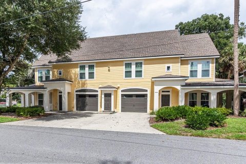 Appartement à louer à DeLand, Floride: 1 chambre, 87.33 m2 № 1361888 - photo 2