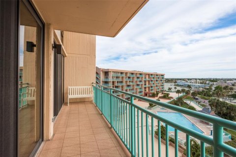 Copropriété à vendre à Treasure Island, Floride: 2 chambres, 109.16 m2 № 1361144 - photo 17