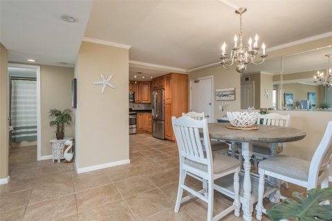 Condo in Treasure Island, Florida, 2 bedrooms  № 1361144 - photo 7