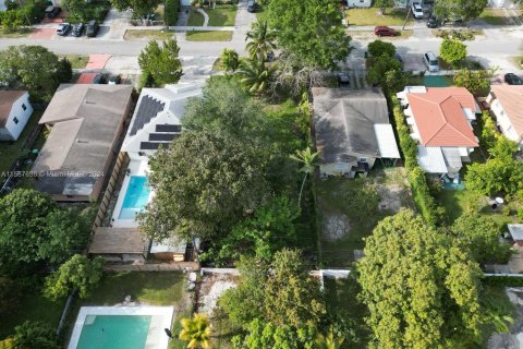 Land in Miami, Florida № 1176064 - photo 15