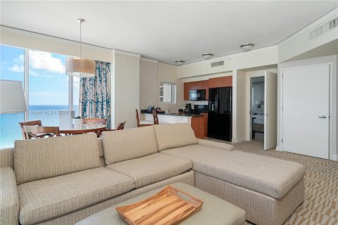 Copropriété à vendre à Sunny Isles Beach, Floride: 2 chambres, 137.22 m2 № 303548 - photo 6
