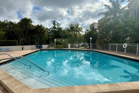 Copropriété à vendre à Sunrise, Floride: 2 chambres, 87.7 m2 № 1223153 - photo 7