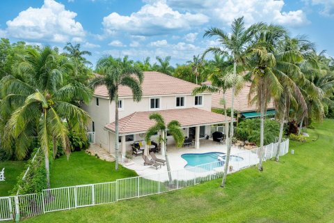 House in Weston, Florida 6 bedrooms, 334.17 sq.m. № 1223152 - photo 9