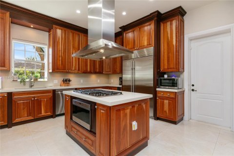 Casa en venta en Coral Gables, Florida, 5 dormitorios, 424.19 m2 № 1331040 - foto 18